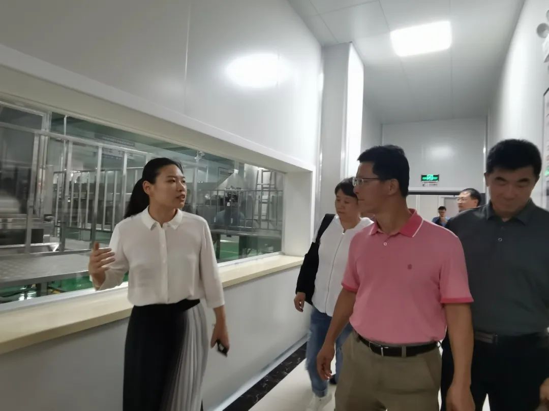 华南理工大学专家组到W66利来官网公司调查互换