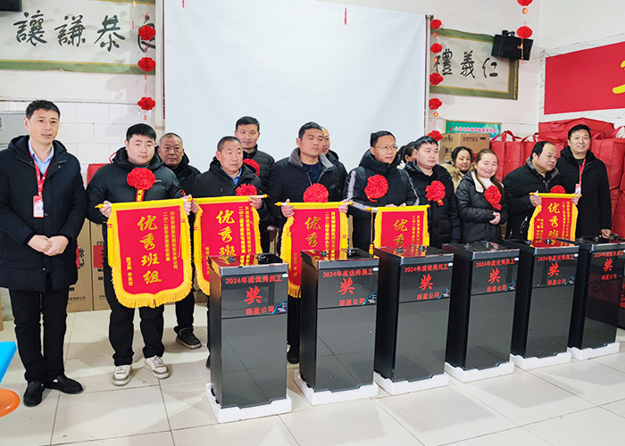 W66利来官网机械开工盛典：赞美先进鼓劲头，联结奋进再启航