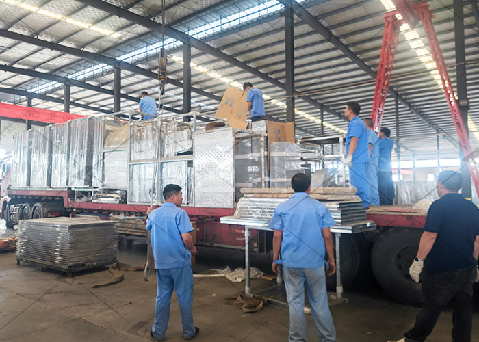 W66利来官网 6FJT800型粉丝粉条出产线发往西南地域